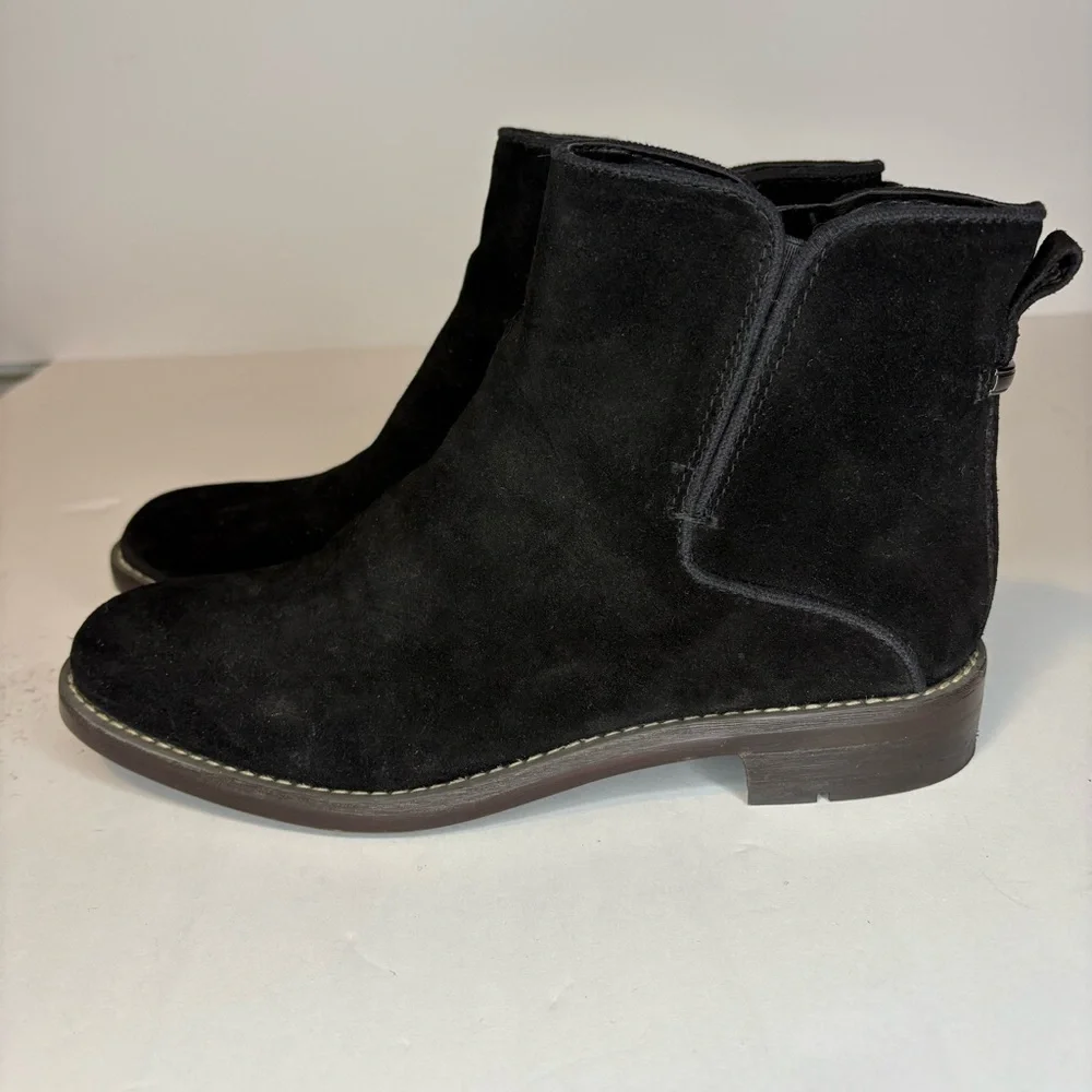 Franco Sarto Women’s Marcus Ankle Booties Black Suede Sz7 Classic Timeless Boots